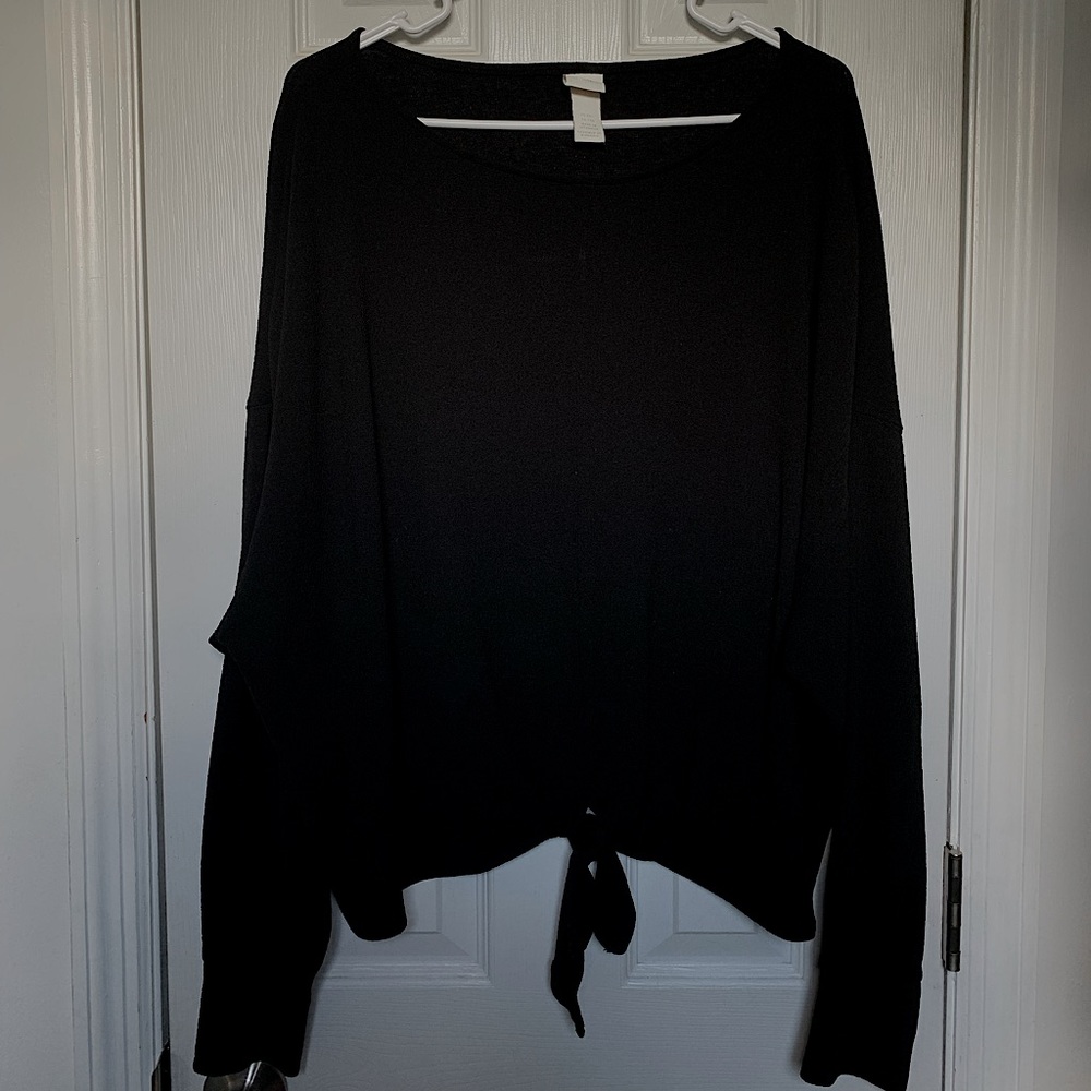 H&M black drop shoulder top w/front tie